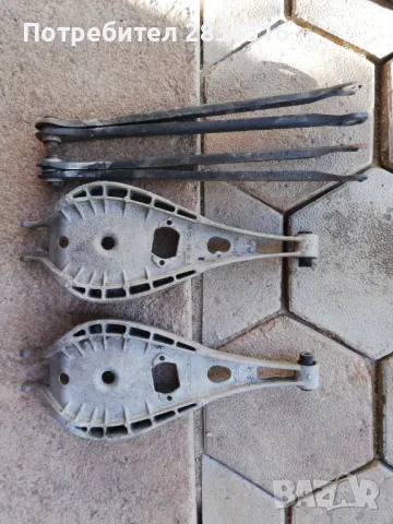 Фиби и задни носачи за пружина BMW E46 , снимка 4 - Части - 50318209