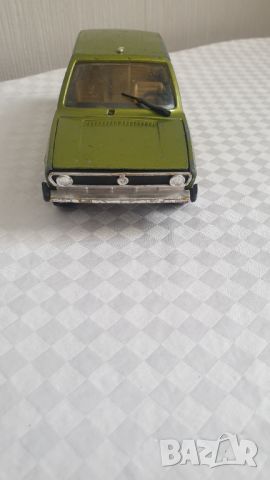 Стар модел  1/25 Volkswagen Polo , снимка 4 - Колекции - 46322593