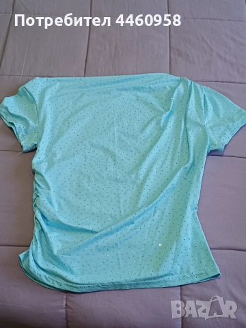 Дамска небесно синя тениска със камъчета 