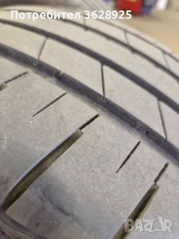 3 броя гуми Bridgestone 225/45/19, снимка 3 - Гуми и джанти - 47121508