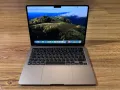 MacBook Air 13 M2`16GB RAM/256GB SSD/8 CPU/8 GPU/Батерия 54ц-100%, снимка 2