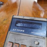 Стар калкулатор Lloyds #2, снимка 3 - Други ценни предмети - 45372469
