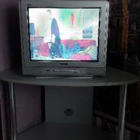 Телевизор  Panasonic 21" + TV масичка, снимка 1 - Телевизори - 45452839