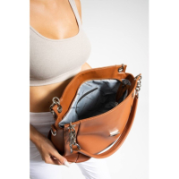 Елегантна дамска чанта през рамо. Размер: 23х33см, снимка 6 - Чанти - 45006746