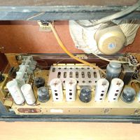 лампов радиоапарат "GRUNDIG TYP 380W", снимка 13 - Антикварни и старинни предмети - 45340177