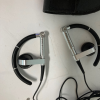 Bang & Olufsen Play Earphones A8 аудиофилски слушалки, снимка 5 - Слушалки, hands-free - 45039807