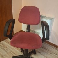 Офис стол с подлакътници, снимка 2 - Столове за офис - 45681781