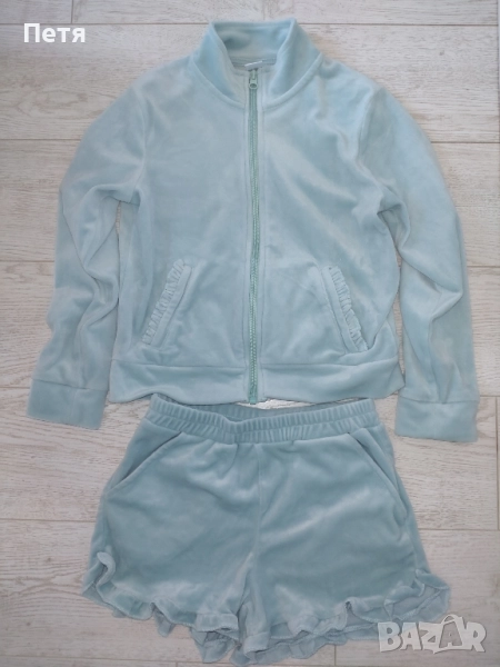 Два комплекта плюшени къси панталони и горнища - 7-9 години , снимка 1
