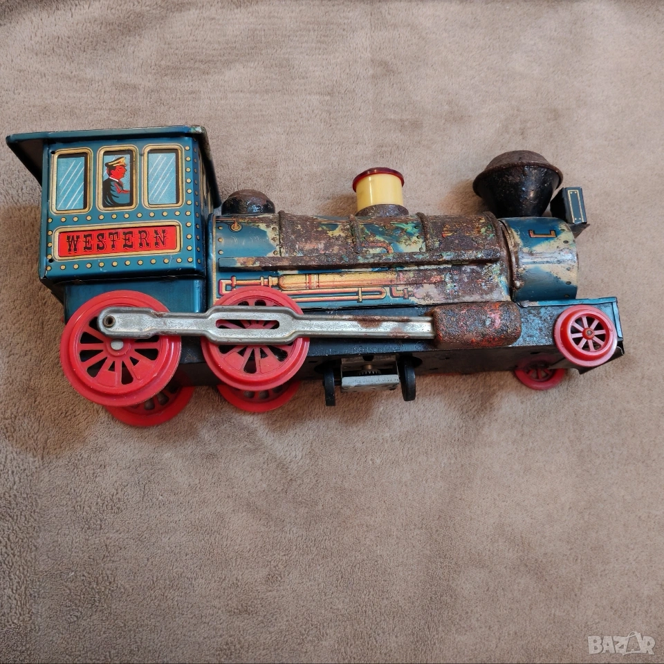 Винтидж ламаринен локомотив 60-те години на миналия век, Япония. , снимка 1