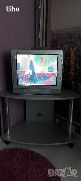 Телевизор  Panasonic 21" + TV масичка, снимка 1