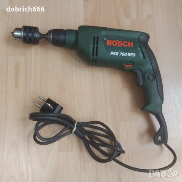 Ударна бормашина дрелка Bosch 700W, снимка 1