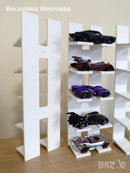 Стойки за колички Hotweels, снимка 1