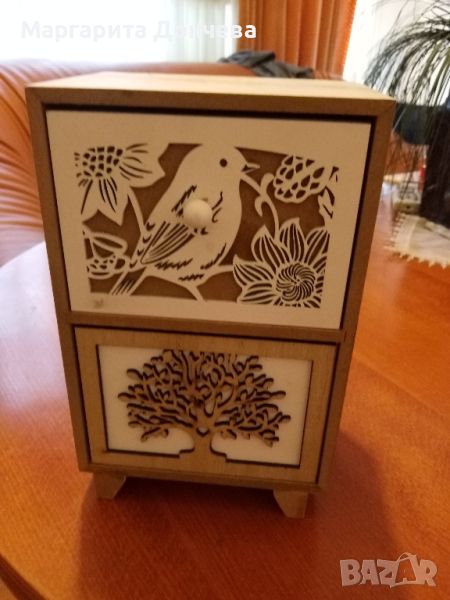 кутия за бижута ,дървена, снимка 1