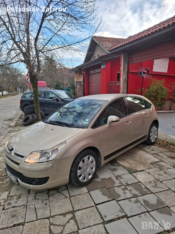 Изключително запазен Citroen C4, снимка 1