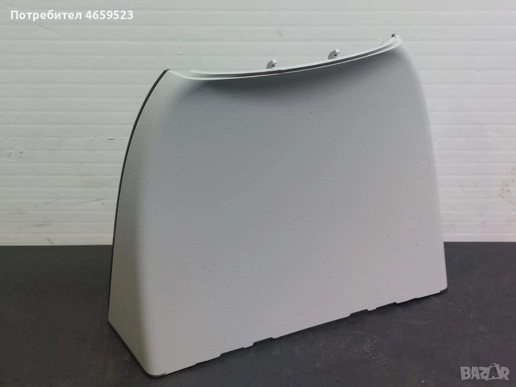 Декоративна капачка криеща камерата над огледалото Ауди Audi A8 D4 H4 само за 50лв. 4H0907299, снимка 1