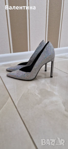 Сребристи обувки Bershka 35 номер, снимка 1