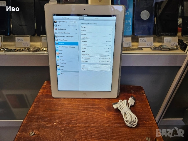 Apple iPad 2 16GB, Wi-Fi, 9.7in - White (MC979LL/A), снимка 2 - Таблети - 53354426
