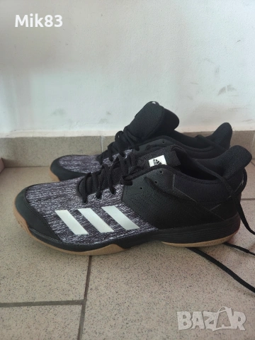 Маратонки Adidas 47 номер