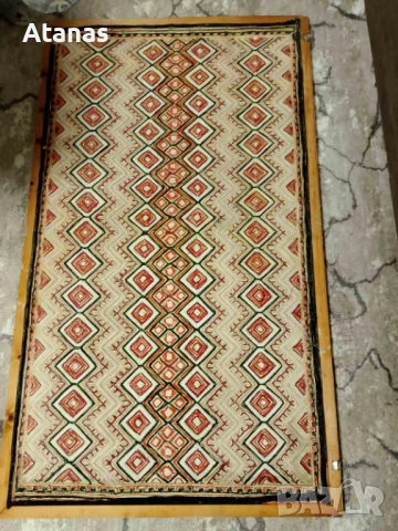 Стара картина от жакардов плат