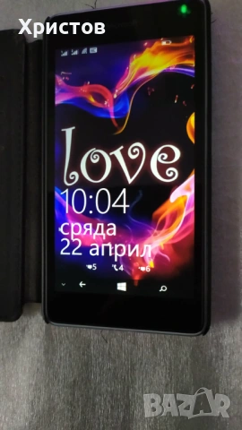 Чудесен Телефон-GSM отлично работещ в отлично състояние подържащ 2 сим карти