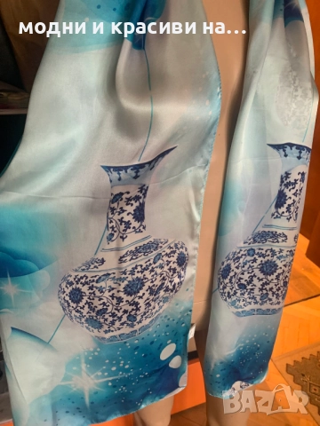 Красив копринен шал в синята гама, снимка 2 - Шалове - 52738588