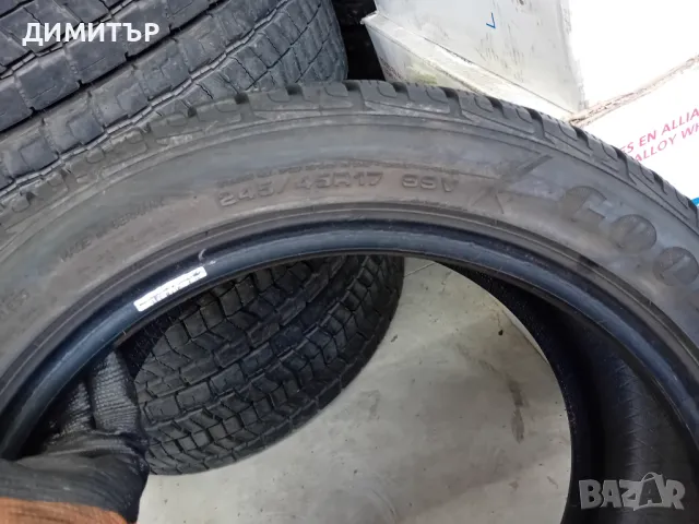 2 бр.зимни гуми Goodyear 245 45 17 dot 3219 ценатае за брой!, снимка 6 - Гуми и джанти - 47181808