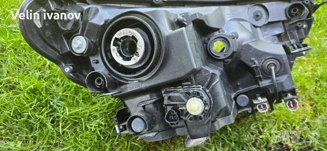 ляв фар за тойота рав 4, снимка 11 - Части - 50139397