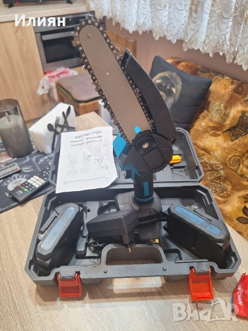 Акумолаторна резачка + 2 батерии, снимка 3 - Моторни триони/резачки - 53212682