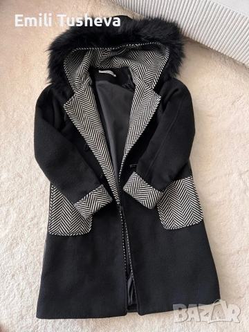Дамско палто в черно и сиво с пух на качулката, снимка 9 - Палта, манта - 53309467