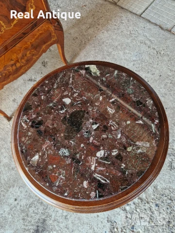 Страхотна антикварна френска дървена масичка с мраморен плот, снимка 5 - Антикварни и старинни предмети - 51050276