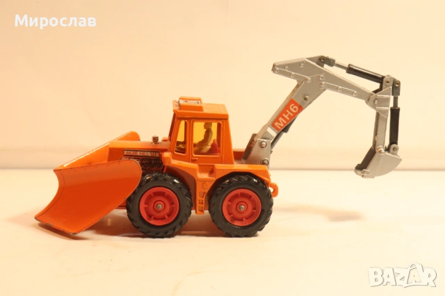 MATCHBOX KING SIZE БАГЕР БУЛДОЗЕР КОЛИЧКА МОДЕЛ