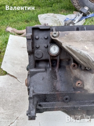 Двигател Audi 80 2.0E, снимка 7 - Части - 54256237