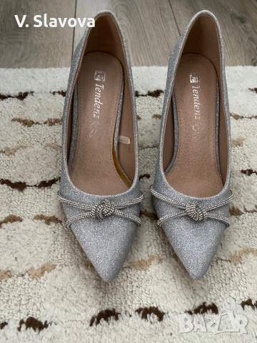 Обувки с ток