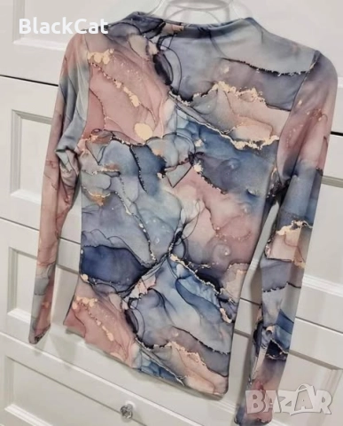Дамска Блуза, снимка 4 - Блузи с дълъг ръкав и пуловери - 51948393