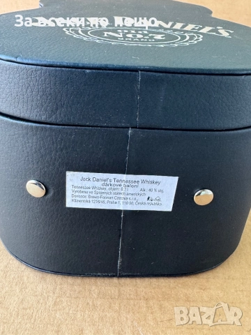 Кожен калъф за бутилка Jack Daniels с Guitar Case , калъф за китара, снимка 2 - Антикварни и старинни предмети - 52449068