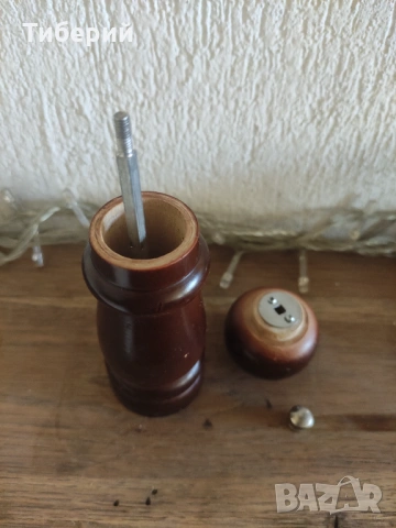 Дървена мелничка за пипер, сол, подправки., снимка 8 - Декорация за дома - 52421980