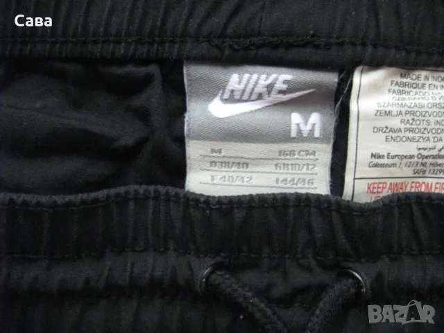 Къси панталони NIKE  дамски,М-Л, снимка 1 - Къси панталони и бермуди - 46877201