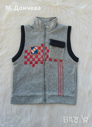 Детски елек 7-8 години, снимка 5 - Детски якета и елеци - 53796241