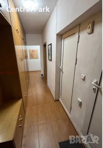 Продавам тристаен апартамент, снимка 2 - Апартаменти - 52809216