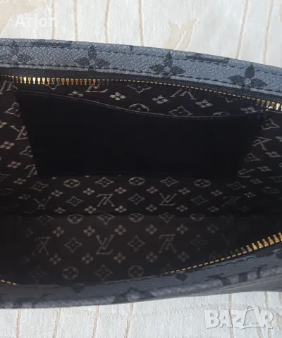 Чантички клъч Louis Vuitton, снимка 11 - Портфейли, портмонета - 42823303