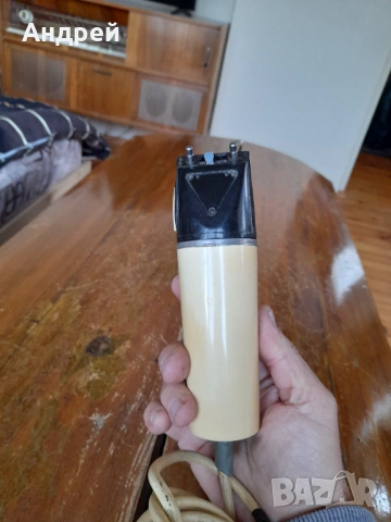 Стара машинка за подстригване Aka, снимка 3 - Други ценни предмети - 54057055