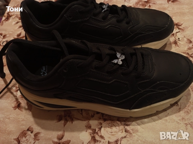 BERSHKA Оригинал Нови Кожени Дамски Маратонки 39, снимка 7 - Маратонки - 52793485