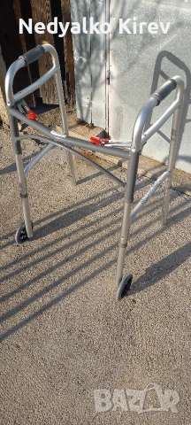 Проходилка, снимка 2 - Ролатори - 53207463