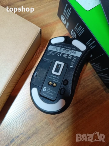 НОВА, ТЕСТВАНА, ПЕРФЕКТНА безжична мишка Gaming Razer DeathAdder V2 Pro, 20K DPI, 2.4GHz..., снимка 13 - Клавиатури и мишки - 50502537