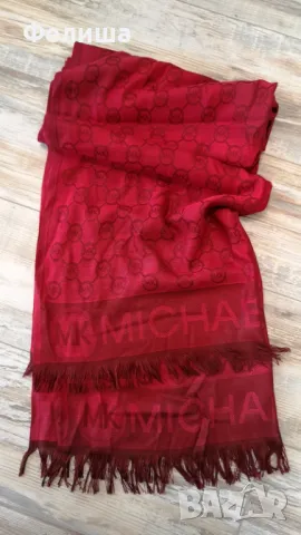 Разкошен Монограмен Шал с Брандово Лого, Тъмно Червен Шал КОД МК1, снимка 3 - Шалове - 50206458