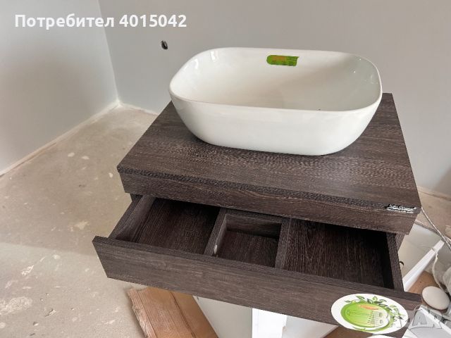 Шкаф за баня с умивалник, снимка 1 - Шкафове - 45785005