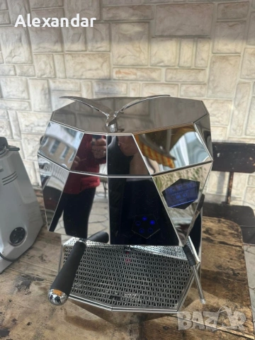 Кафемашина Victoria Arduino, снимка 2 - Кафемашини - 53296438