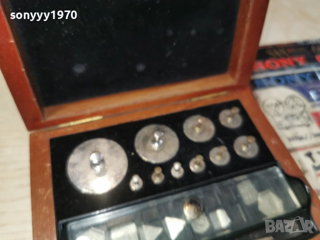 ДЪРВЕНА КУТИЯ С ТЕГЛИЛКИ-АНТИКА/РЕЛИКВА 0901261053, снимка 18 - Антикварни и старинни предмети - 53041012