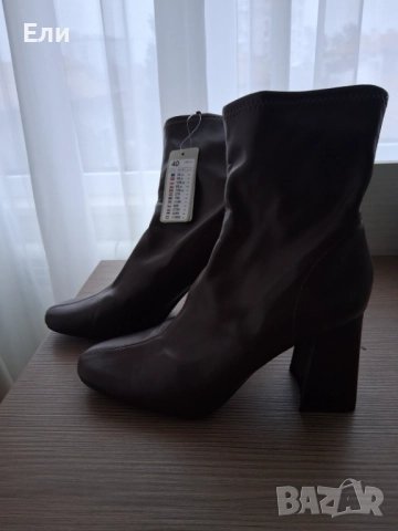 Нови боти на ток с етикет