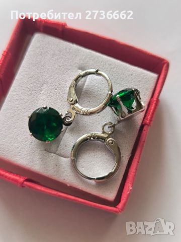 Сребърни обеци със зелен цирконий , снимка 3 - Обеци - 45698109